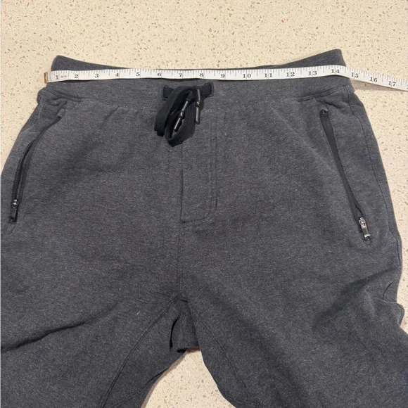 Lululemon Men Small Grey/Black Joggers tailored
